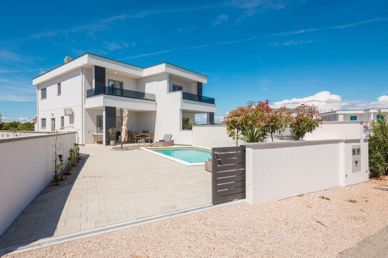 Holiday Home Ventum Σίμπενικ Εξωτερικό φωτογραφία